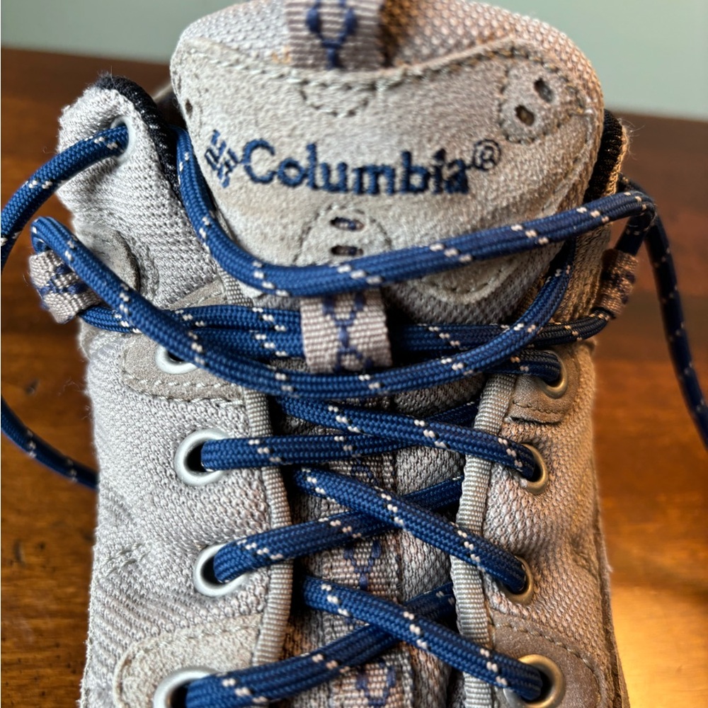 Columbia Hiking Shoes - Picture 8 of 8